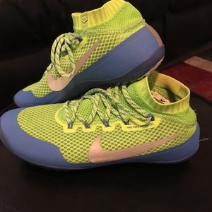 Nike 8’5 sneakers, great condition